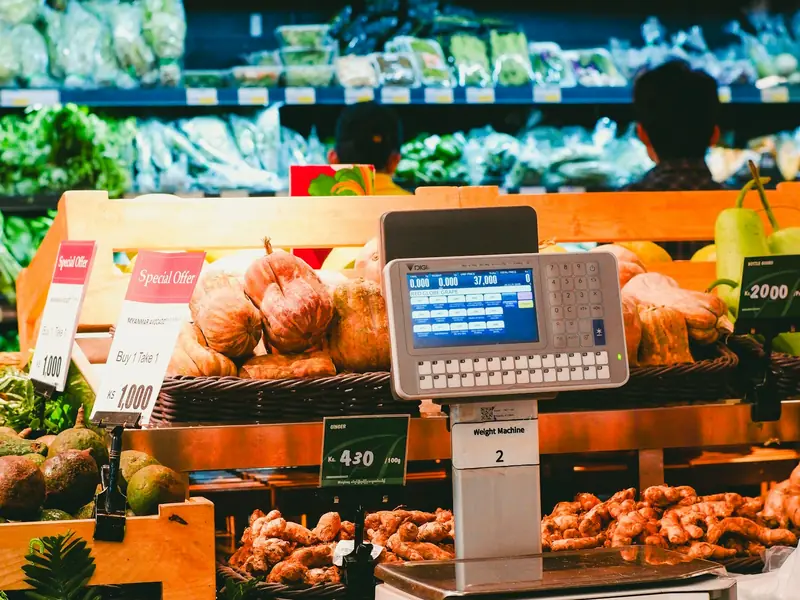 A produce scale in a vegetable section